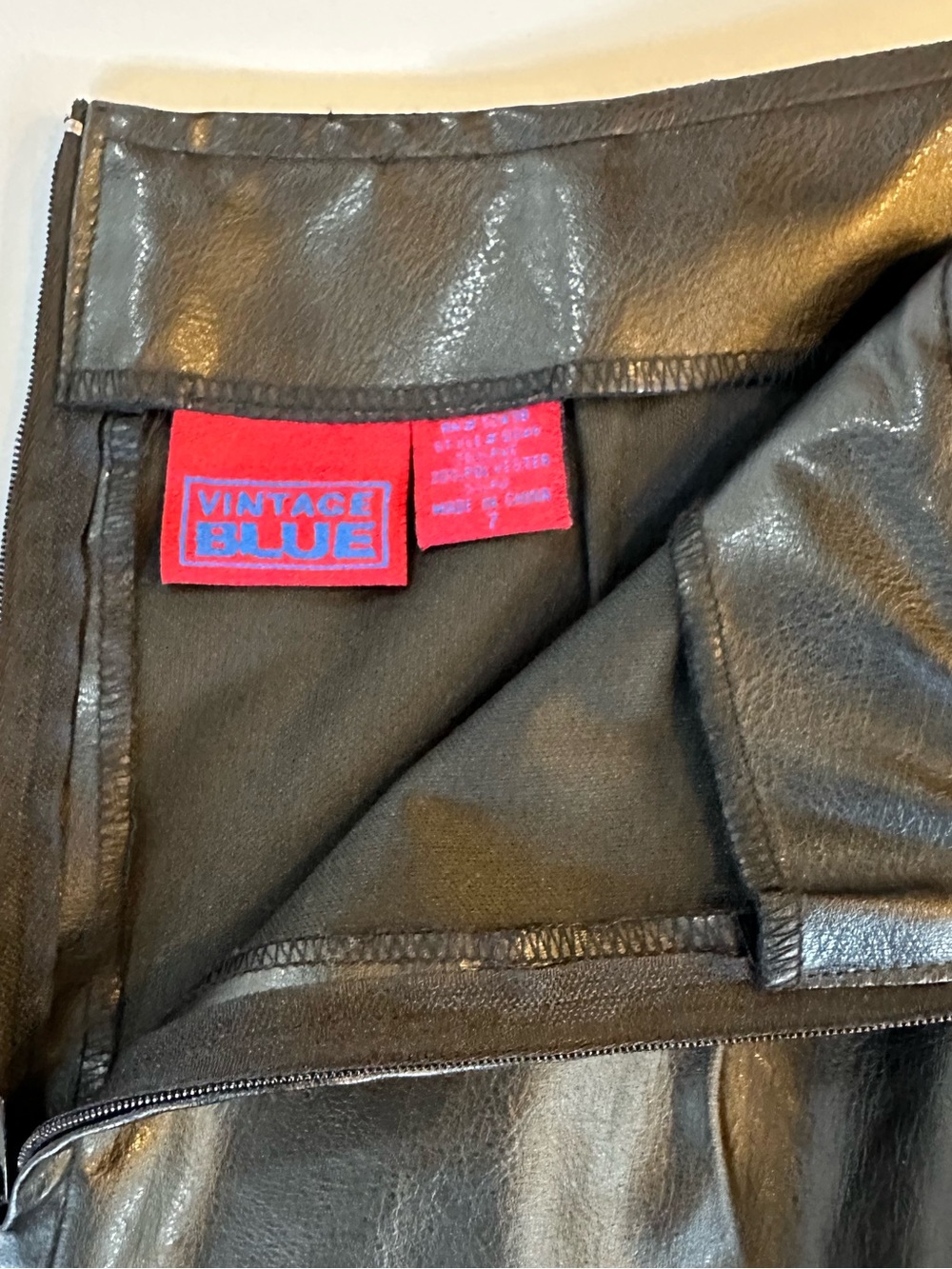 Black Faux Leather Mini Skirt size 7 - Picture 5 of 6